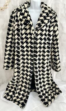 VTG EXPRESS Black Cream Houndstooth Faux Fur Long Coat Womens Size 6